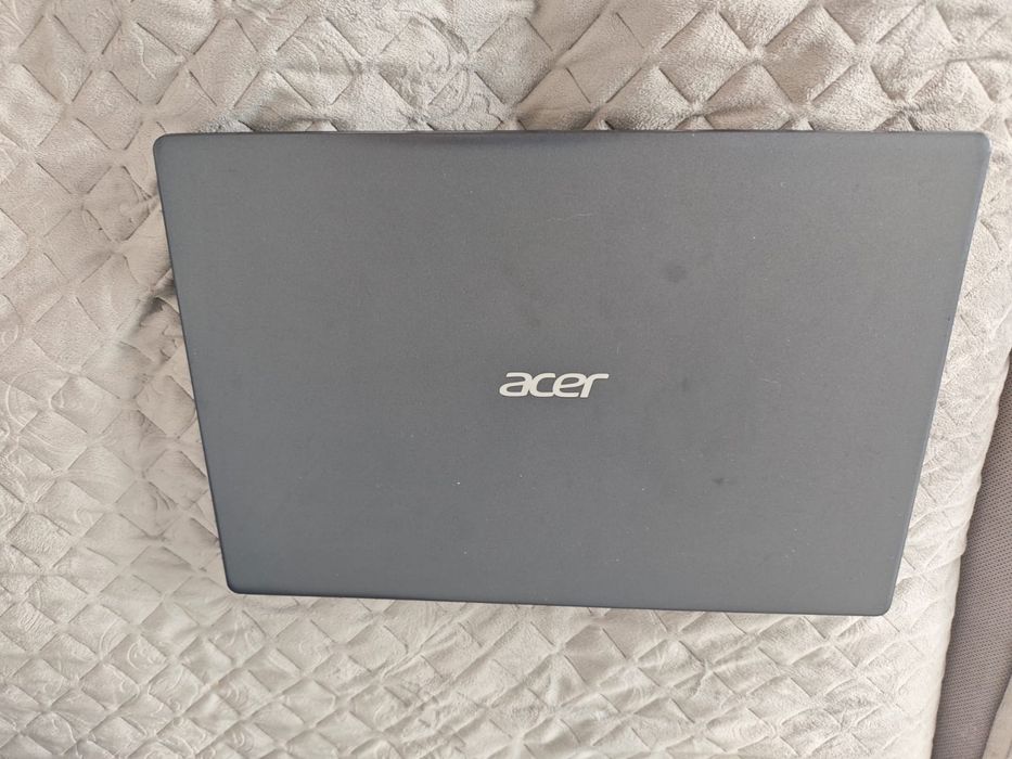 Продам шустрый ноутбук Acer core i5 сумка мышка