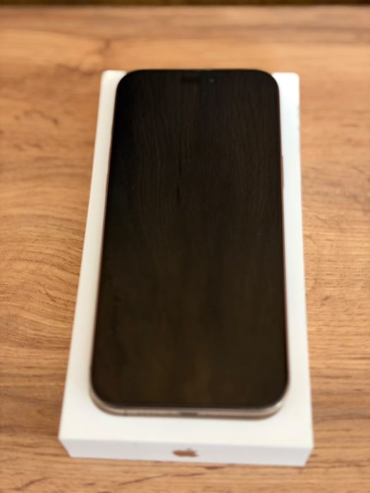 iPhone 16pro max 256gb