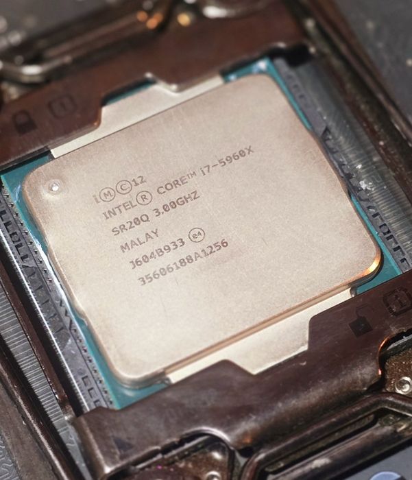 Procesor gaming Intel i7 5960X 3.5GHz 16CPUs lga 2011