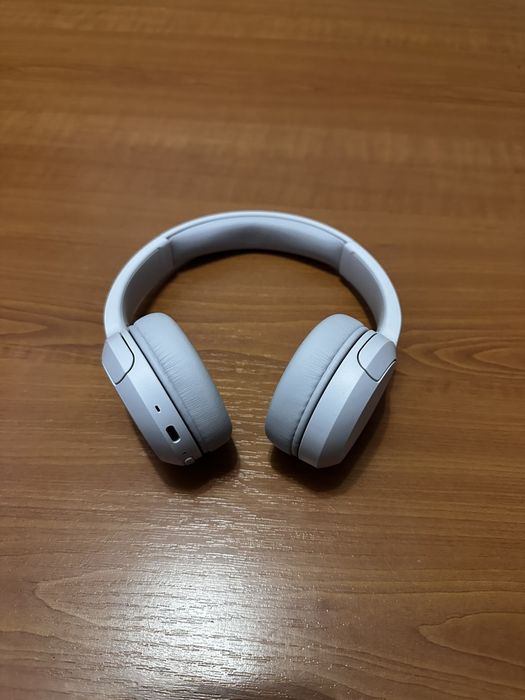 Продавам слушалки