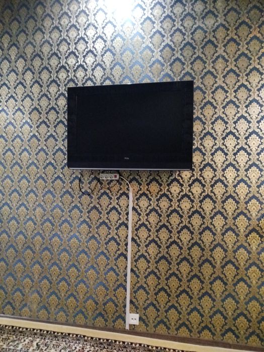 Телевизор плоский в хорошем состояние.