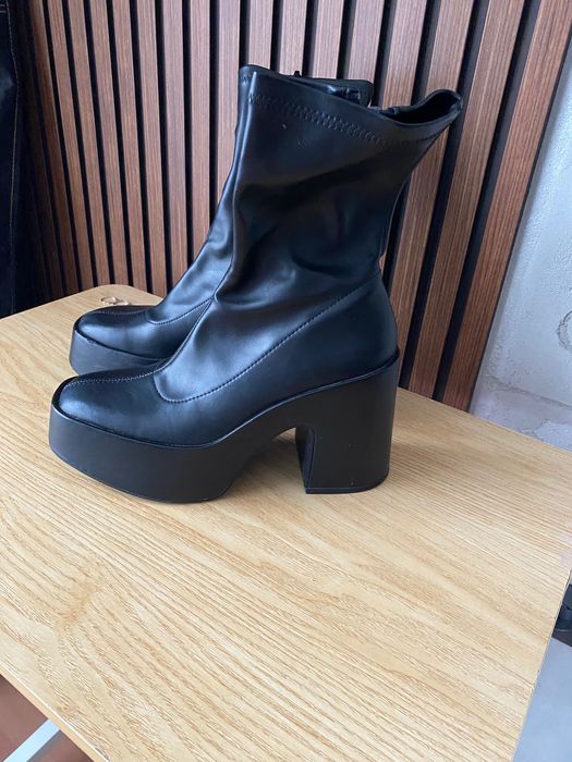 Дамски боти Zara