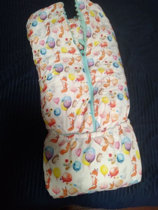 Продам детские комбинезоны