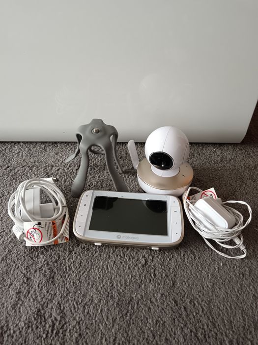 Видео Бебефон Motorola MBP855 Connect