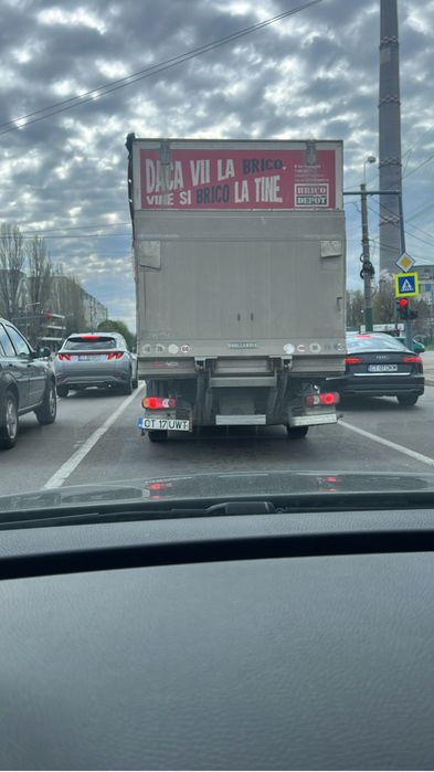 Inchiriez CAMION CU MACARA inchirieri