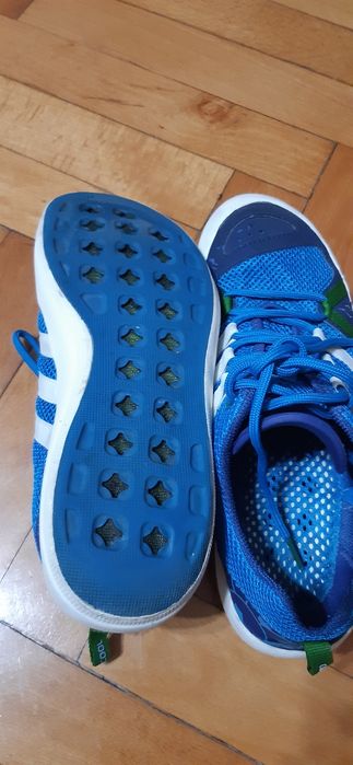 Маратонки adidas