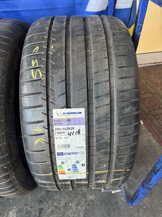 295/35/20 michelin