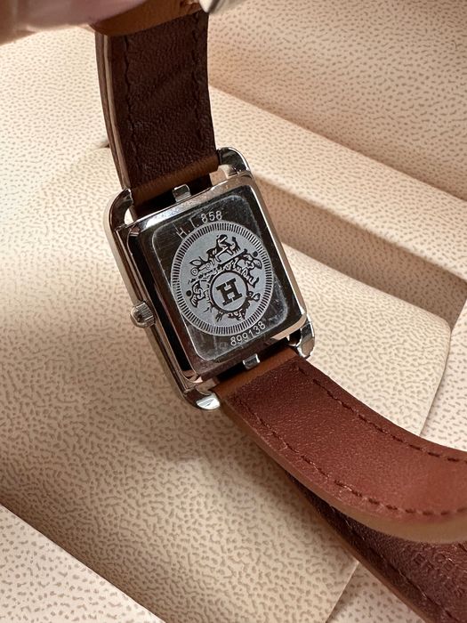 Часовник Hermès Cape Cod