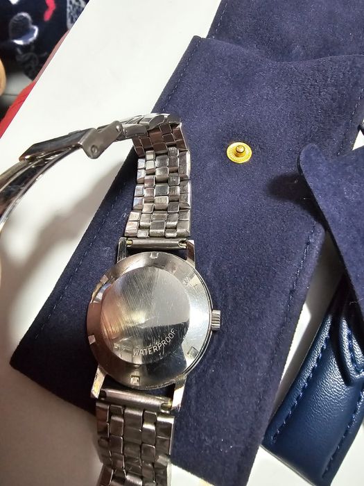Omega Genève Automatic