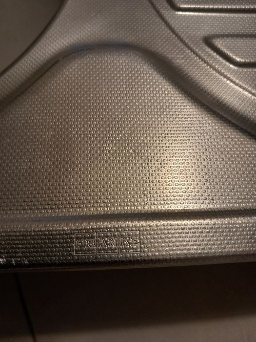 Chiuveta inox FRANKE folosita cu anumite semne de u