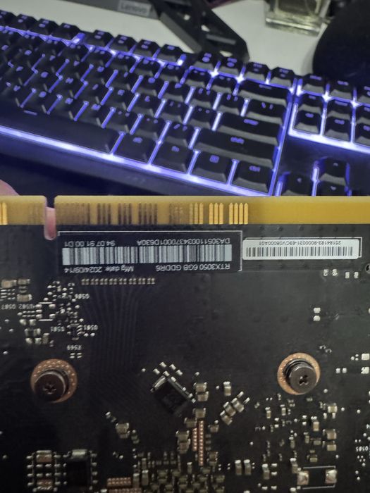 RTX 3050 6gb GDDR6