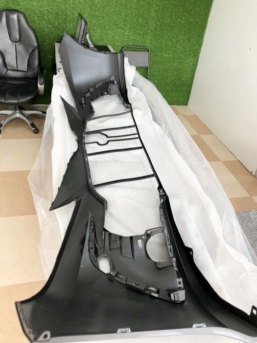 Передний бампер Камри 75