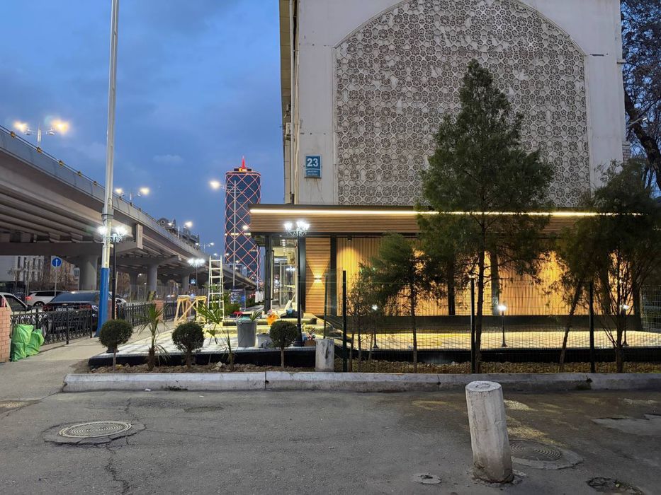 Текстильный мост, Parisien | 53кв - нежилое помещение вдоль дороги Про