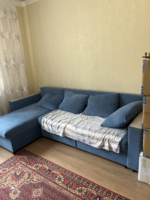 Продам два дивана