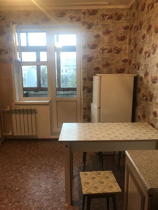 Продам 1 к кВ центр 8 мкр