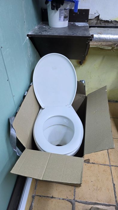 Унитаз для рабочих продам