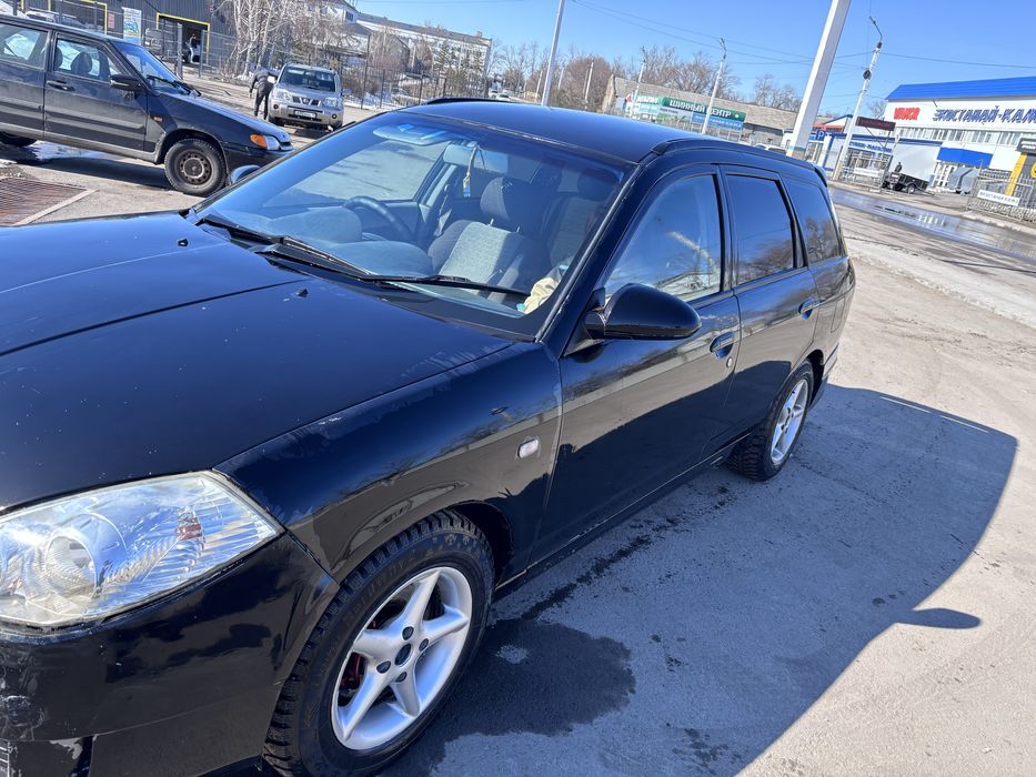 Продам машину nissan wingroud
