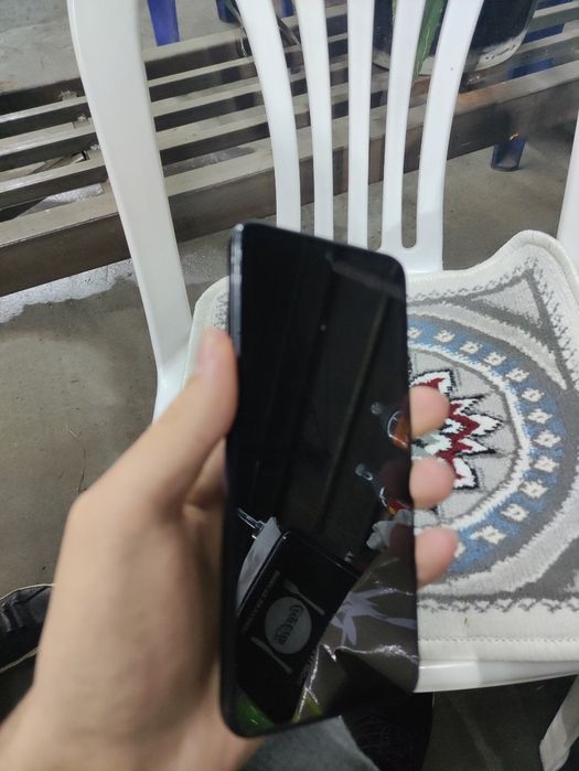 Redmi note 11S. H