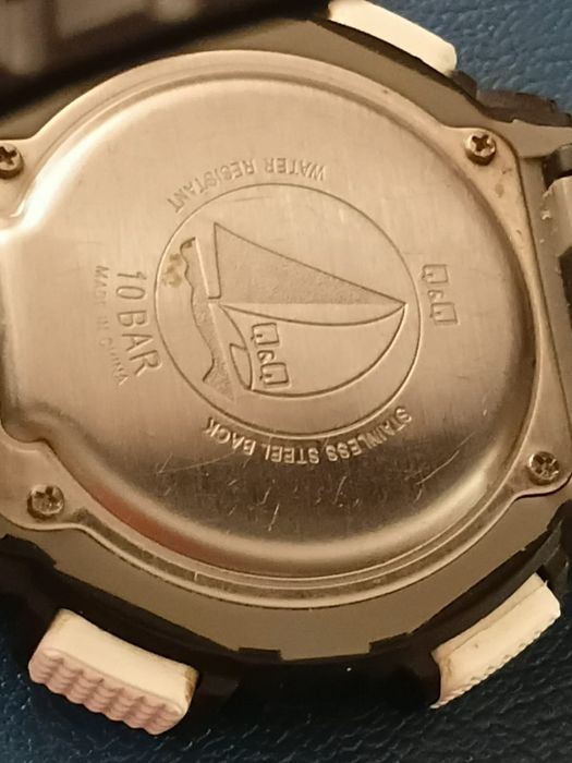 Часы Q&Q спортивные