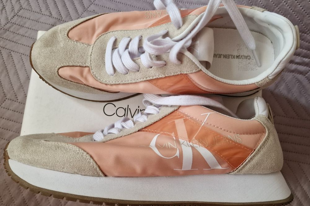 Кецове и еспадрили Calvin klein