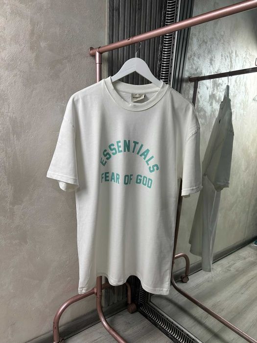 Мъжки тениски различни модели