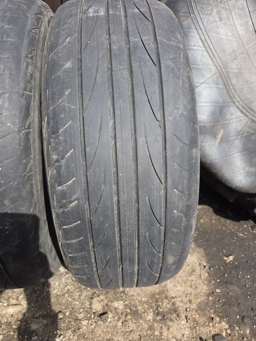 Продам резину на 18