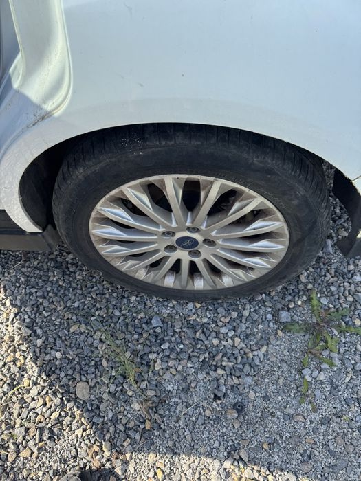 Продавам Ford C-max НА ЧАСТИ