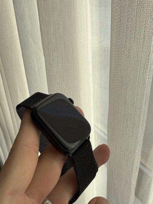 Apple Watch SE (2-ро поколение) – 44 мм