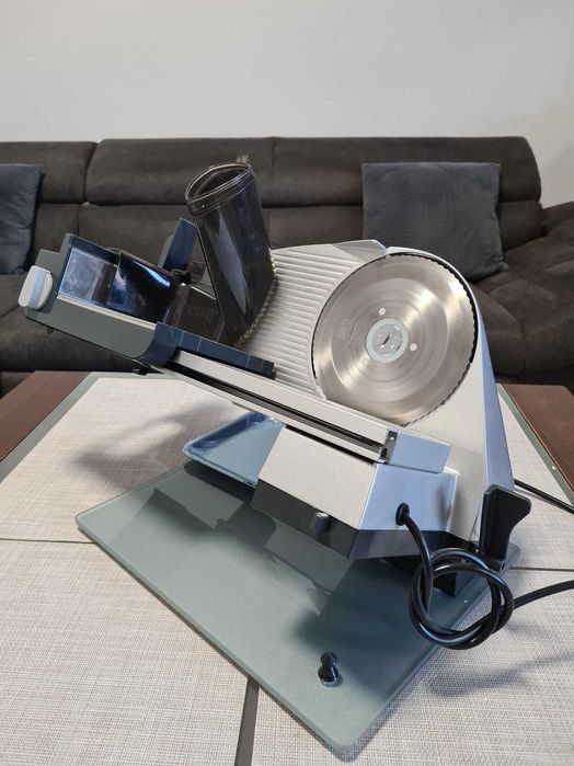 Слайсер / колбасорезачка GRAEF, нов