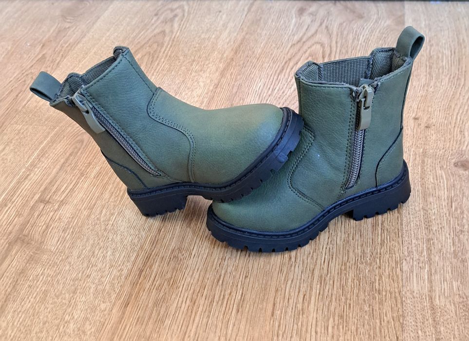 Детски боти LC Waikiki