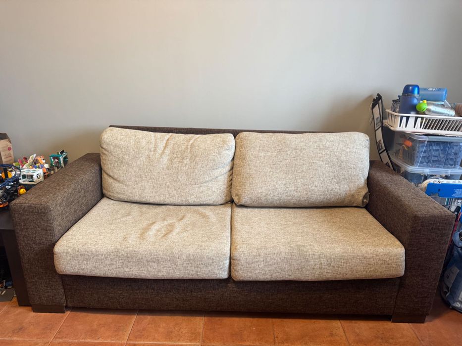 Разтегателен диван 2 спален  и 2 кресла