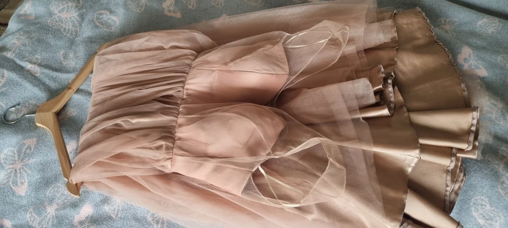 Rochie elegantă Mihaela Mitran S/36 bej, corset + tulle,ocazie/nuntă, stare impecabila