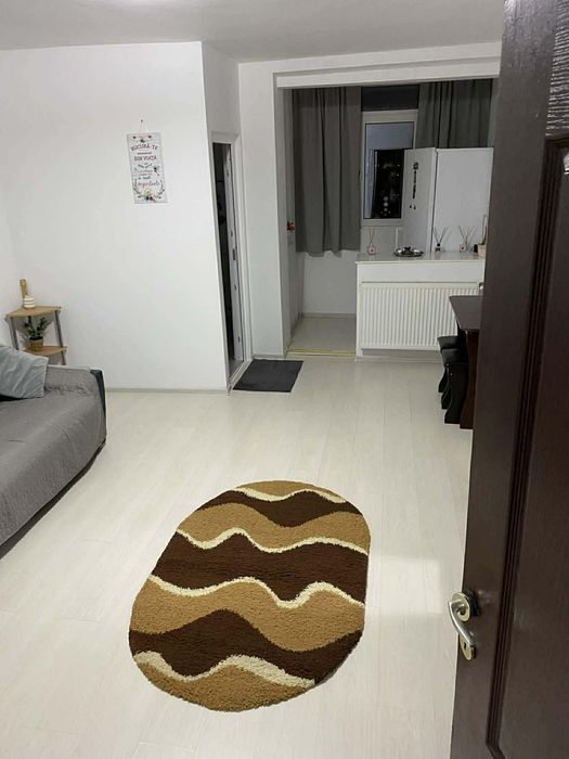 Garsoniera Calea craiovei 5 minute de ANAF Centru loc parcare inclus