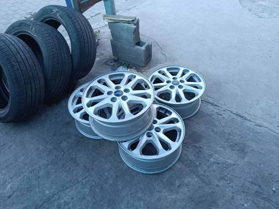 Алуминиеви  джанти Форд Ford  и гуми 215/55/16 ДОТ 2024