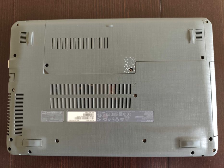 Лаптоп Acer Aspire F15  F5-573G
