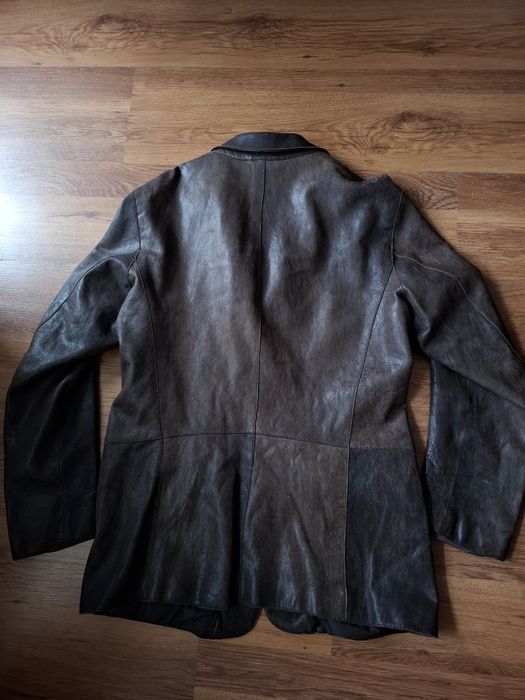 EMPORIO ARMANI мъжко кожено яке M размер.
