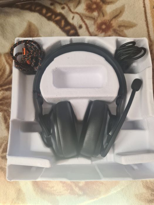 Casti JBL Quantum 400