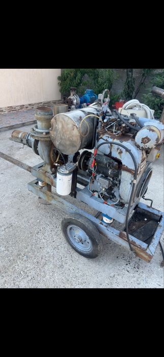 Motopompa 2 pistoane