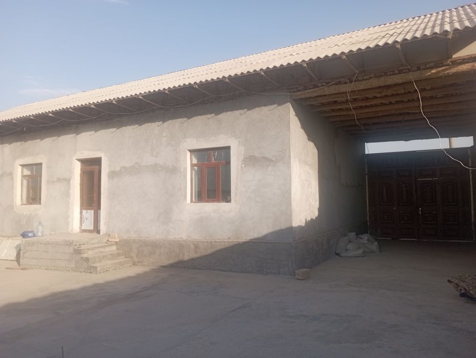 Yangi xovli sotiladi