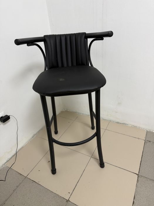 Срочно продам салонные мебели