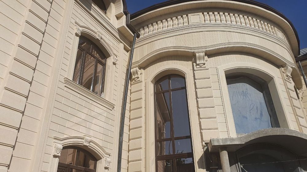 Барча Фасад ишлари киламиз Травертин гранит мрамор корка кабанчик