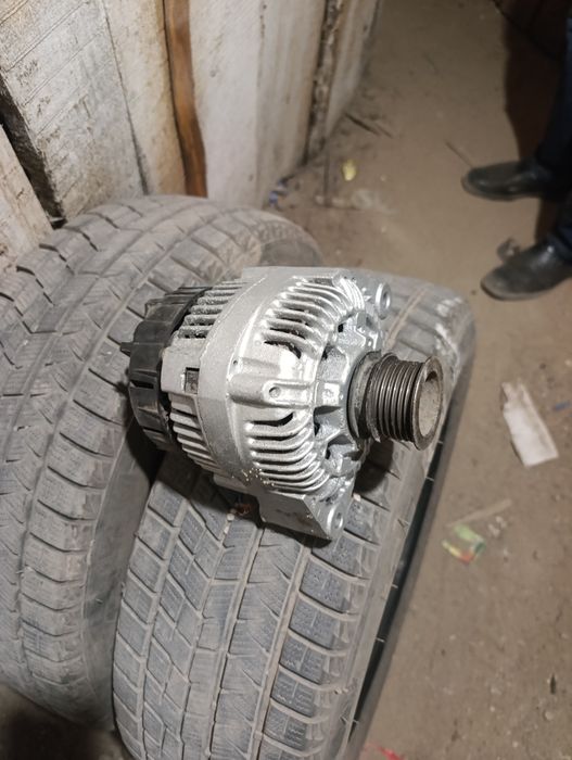 Генератор на Мерседес