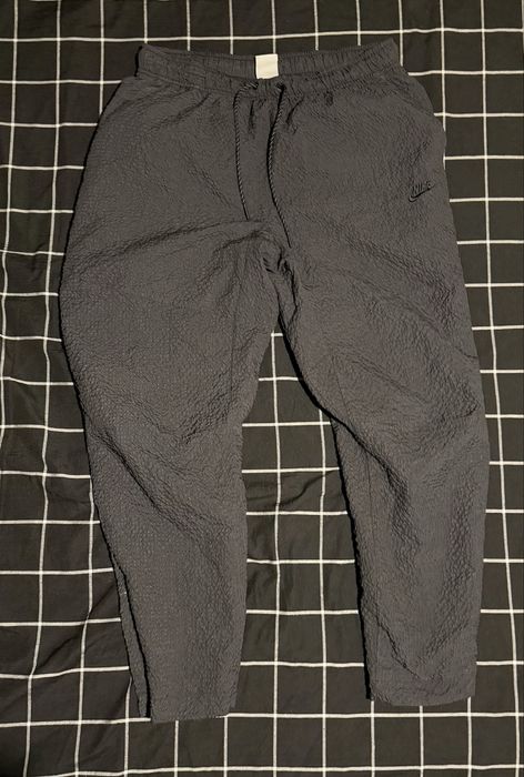 NIKE pantaloni de trening marimea L purtati o singura data