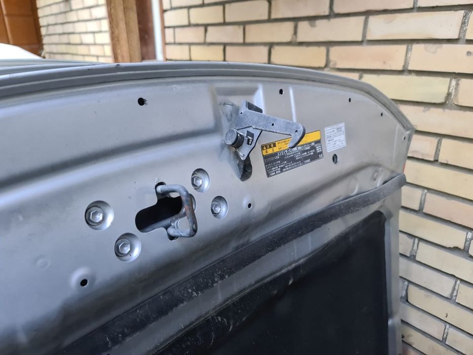 Капот Lexus GS300 (190)