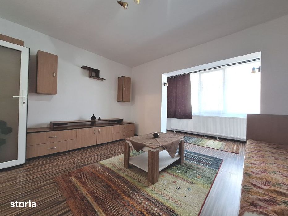 Apartament cu 1 camera-complet renovat-centrala proprie-38 mp utili-Fr — fotografia 1