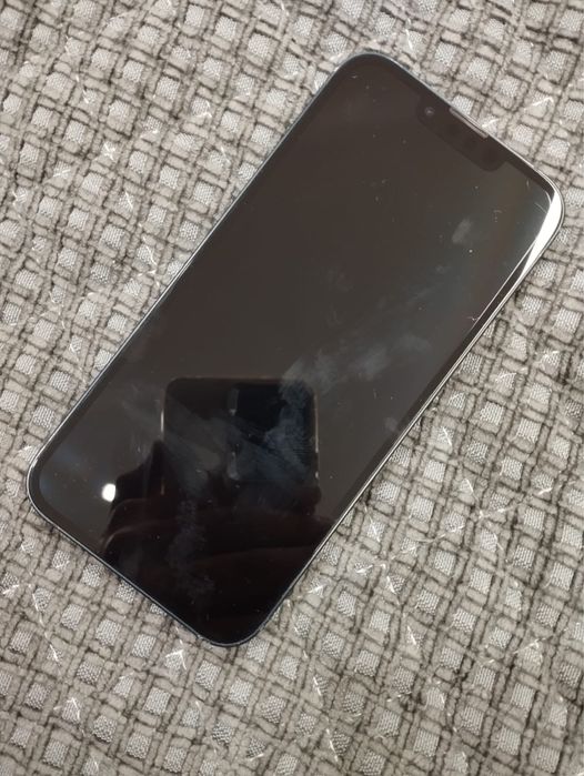 Продам iphone 13