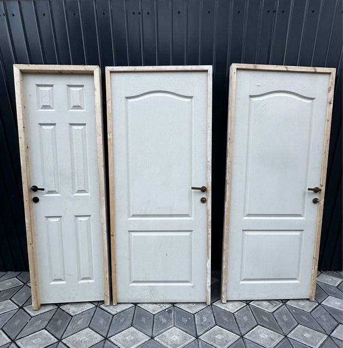 Vand usi aprope noi.