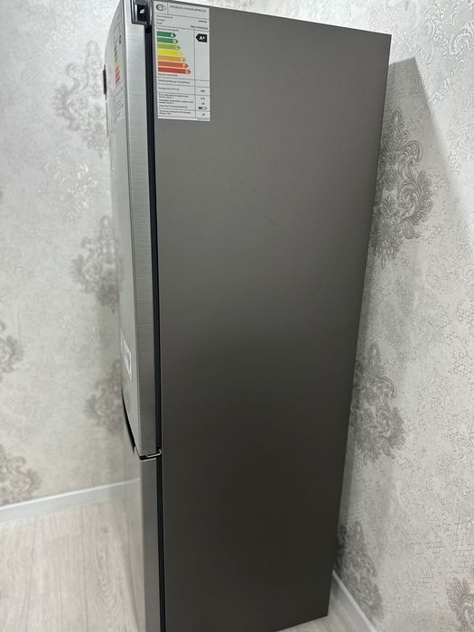 Продам холодильник Samsung