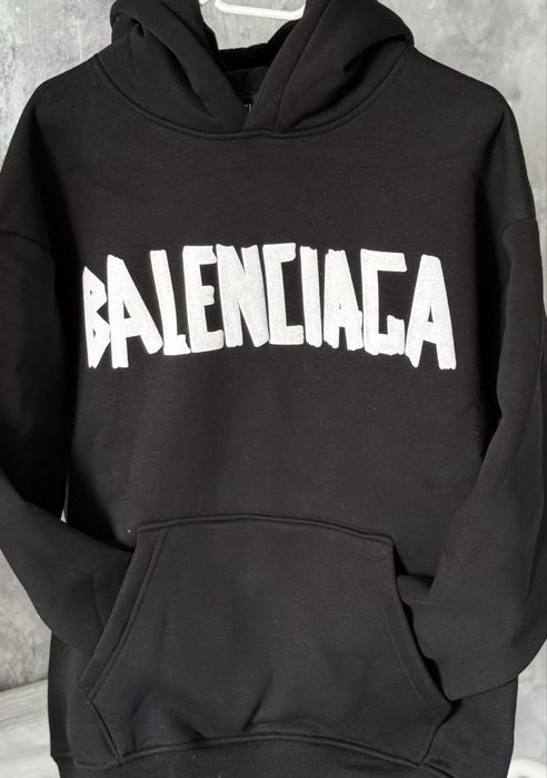 Vand hanorac balenciaga marimea M