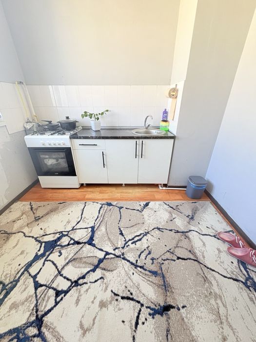 Продается 2-комнатная квартира